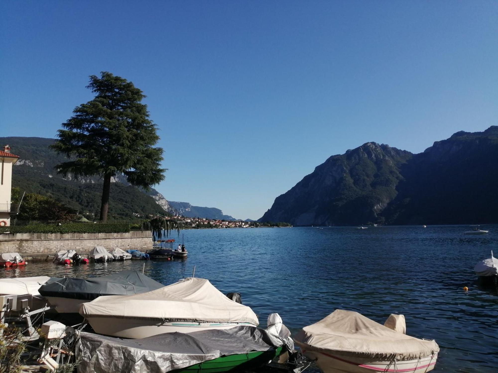 Lake And Guzzi View - Holiday Home مانديلو ديل لاريو المظهر الخارجي الصورة